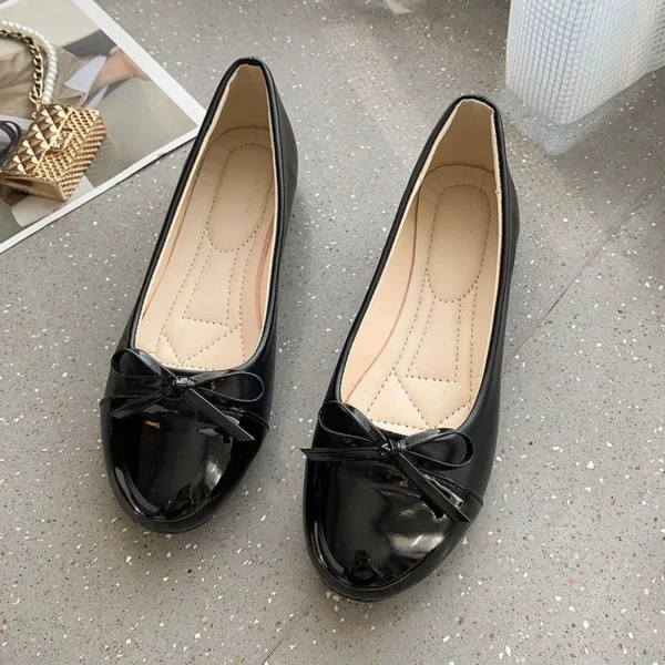 sg-11134201-7rblz-llaf65l5yk6k0c.webp Women's Round Toe Flats