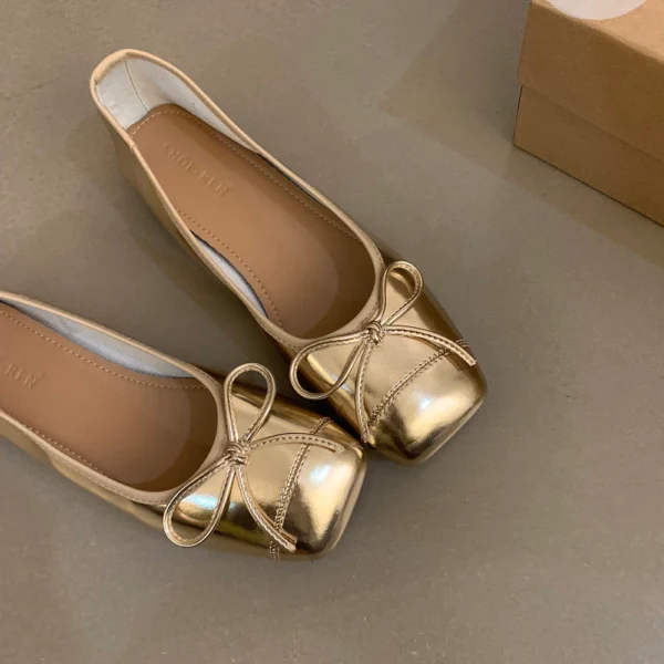 sg-11134201-7rdvx-lxdmr6jisn0mbb.webp Women's Square Toe Bow Flats