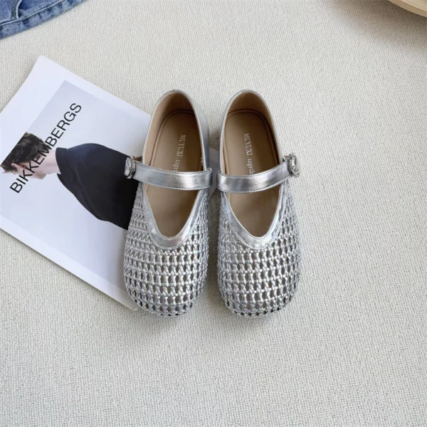 sg-11134201-81zwd-mn3w71q16vwic4.webp Women's Woven Hollow Flats