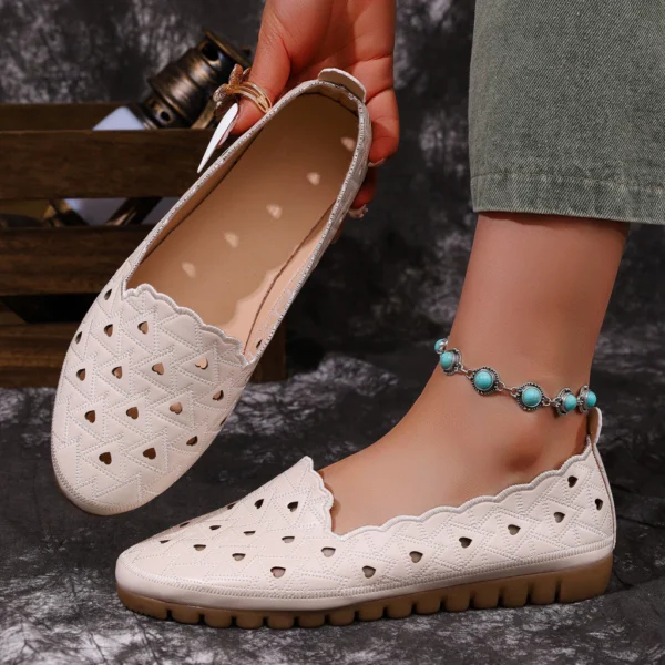 Hollow Out Flat Shoes